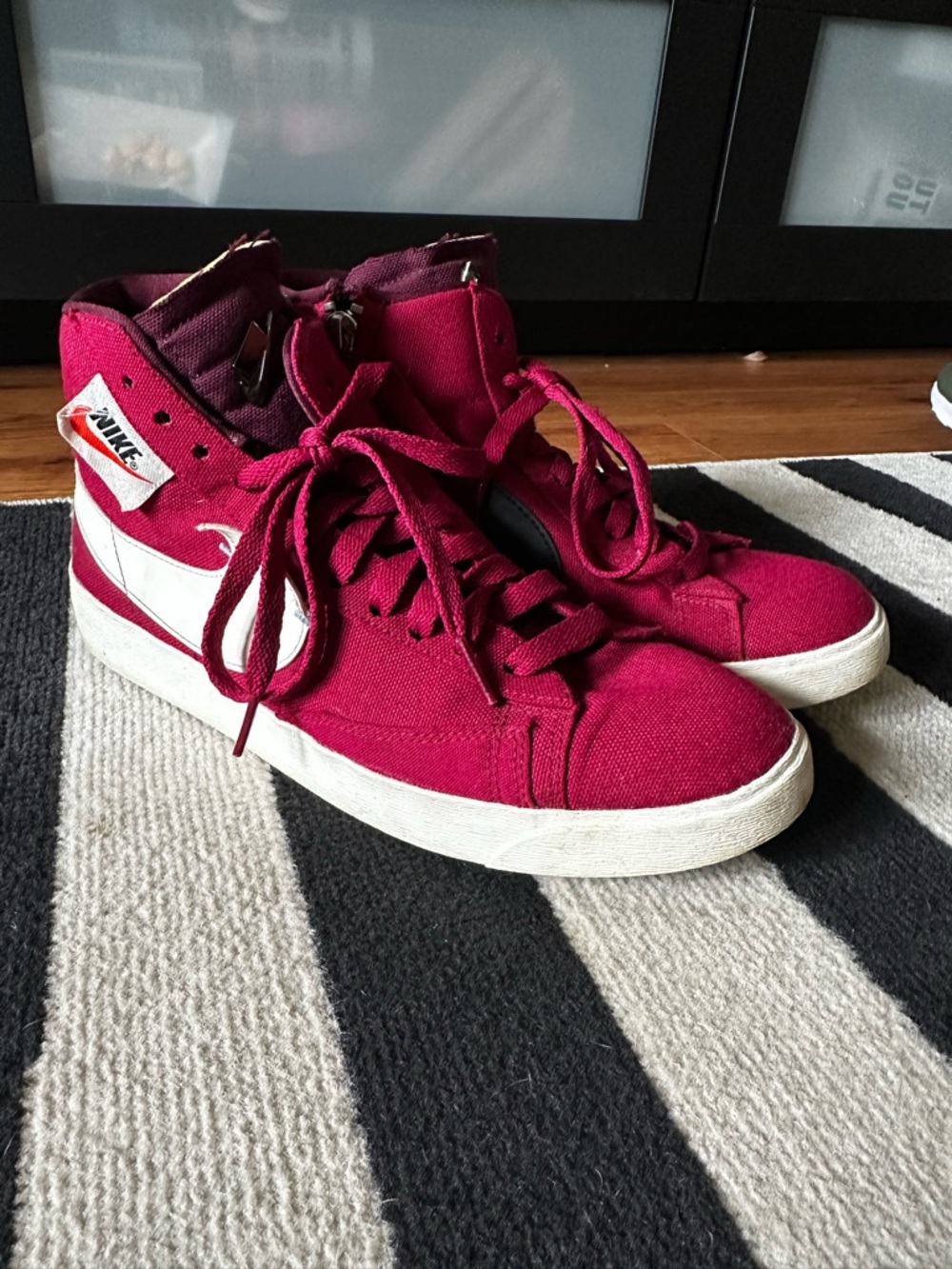 Nike Blazer rebel mid Women’s Sneakers — Burgundy with White Swoosh